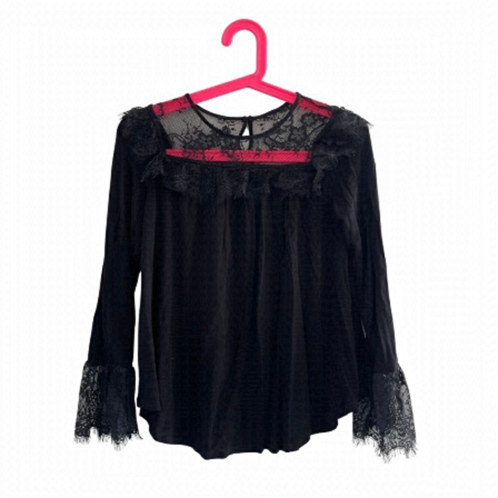 Ella Moss Black Top with Lace detail on the neck and wrists Size 10 years